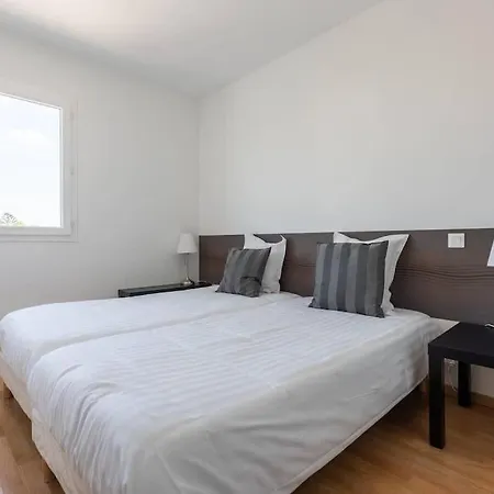 Apartmanhotel La Les Grands Vignobles Libourne