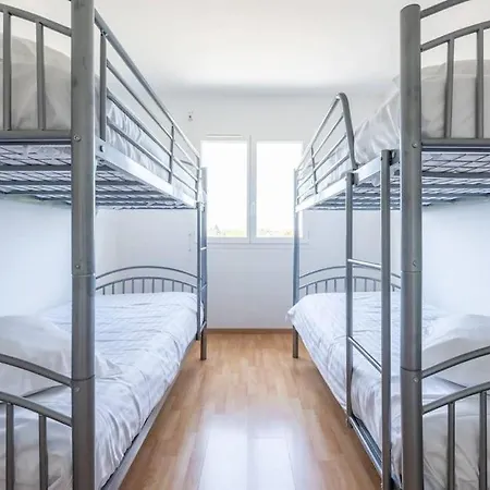 La Les Grands Vignobles Aparthotel Libourne