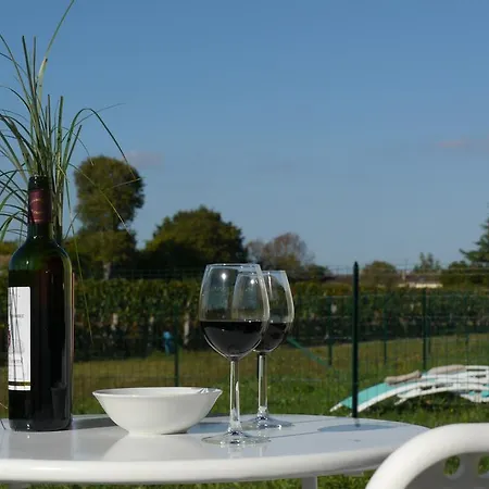 La Les Grands Vignobles Aparthotel 3*