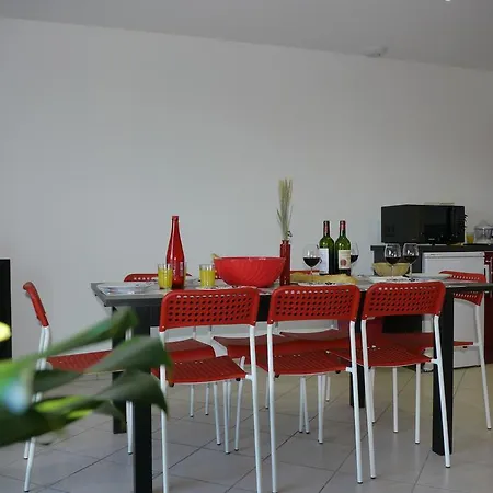 Apartmanhotel La Les Grands Vignobles Libourne