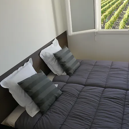 Apartmanhotel La Les Grands Vignobles 3*