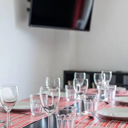 La Les Grands Vignobles 3* Libourne