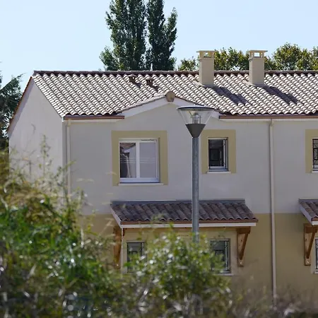 La Les Grands Vignobles Apartmanhotel 3*