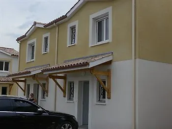 Apartmanhotel La Les Grands Vignobles 3*