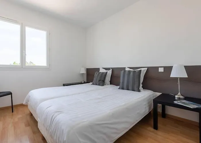 شقة فندقية La Les Grands Vignobles ليبورن