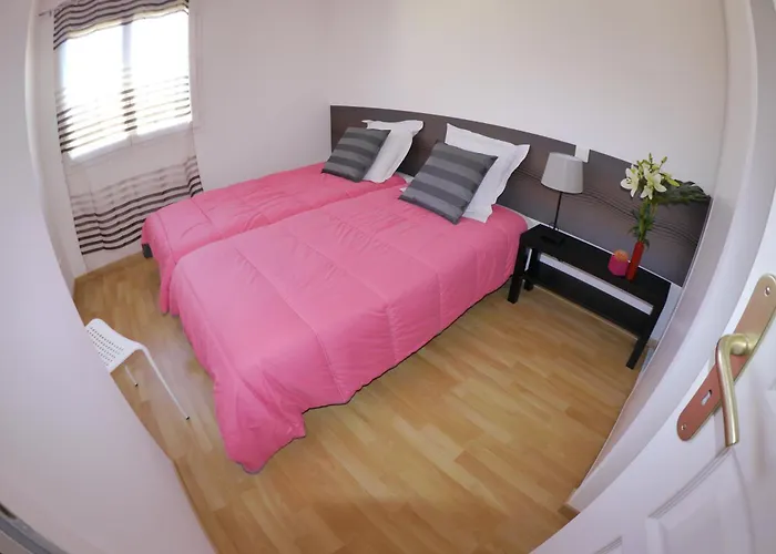 La Les Grands Vignobles شقة فندقية 3*